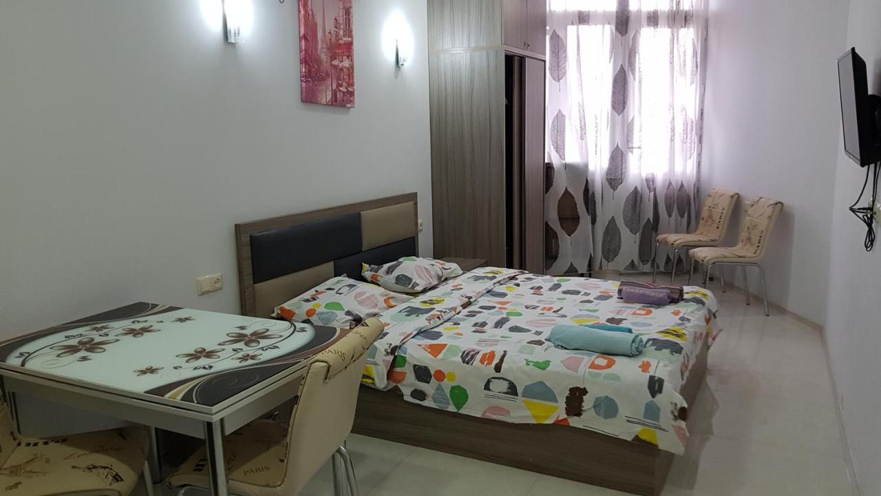 Sky-G Sea View Apartment Batumi Exterior foto